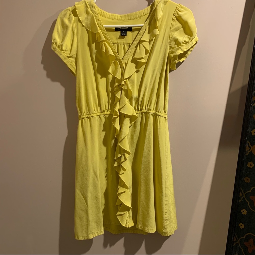 Inc Yellow Ruffle Tunic - size 2 - SILK - Picture 5 of 9